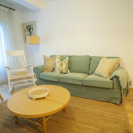 Apartamento Sol Granada - Espacioso, bien ubicado y muy valorado-2